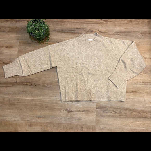 Woolen Bloom long sleeve sweater - Picture 1 of 7